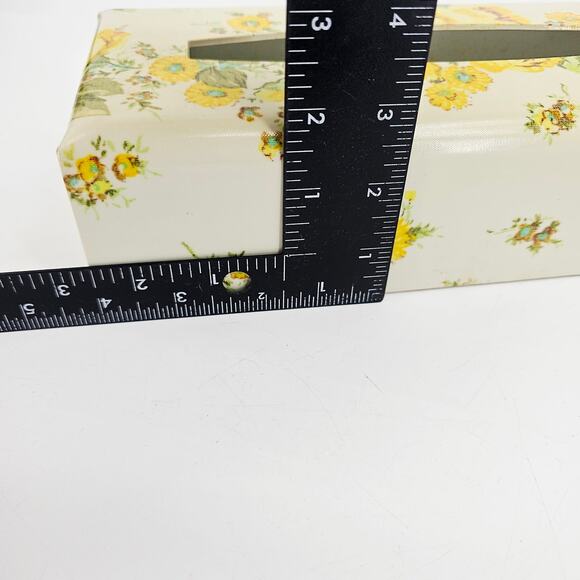 Vintage 60s Plastic Tissue Box Cover White Yellow Flowers MCM Flower Cottagecore - Picture 6 of 8